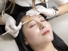 アイブロウサロン EYE like me [眉毛専門店]横浜店2nd 【12月3日OPEN予定】/HBL手順9:WAX