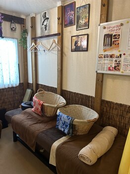 トゥクトゥク/お着換えスペース