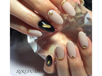 リコ ネイル(RIKO NAIL)/モード系スタッズ