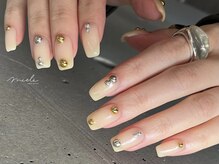 ミエレ(miele)/シルバーゴールドぽちぽちネイル
