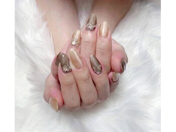 シュルーネイル(Shul-Nail)