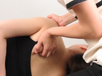 ブルーミングデイズ(blooming days)/上半身矯正