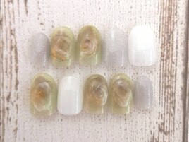 ぷっくり天然石風ネイル ￥6800