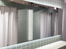 Riley【ライリー】【7/1 NEW OPEN（予定）】の雰囲気（メイクスペースあり お出かけ前のご来店もおすすめです♪）