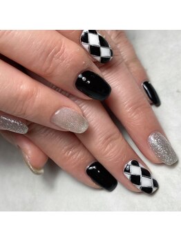 ダイア柄ネイル