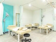 堺整骨院天文館院/施術ベッド