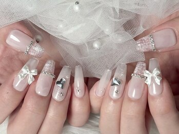 エミリア(EMILIA)/韓国・ワンホン・アートデザイン