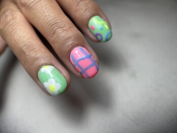 アールドットジーネイル(R.G NAIL)/