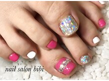 ネイルサロン ビビ(bibi)/ピンクなキラキラネイル
