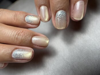 アールドットジーネイル(R.G NAIL)/