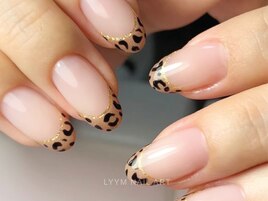 ヒョウ柄ネイル
