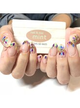 ネイルアンドアイ ミント(nail＆eye mint)/キラキラリーフホロネイル☆