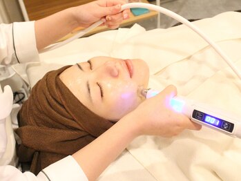 エルティナ(#LTIENA)/刺さない鍼美容で短時間/効果大