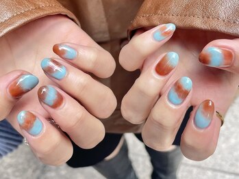 ア―ジュポシェフリル 天神西通り店(age poche Frill)/ニュアンスネイル