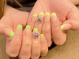 ７月　ネオンフレンチ