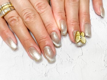 モアニ ヒロオ 恵比寿店(MOANI Hiroo)/マグネット×ビジューネイル