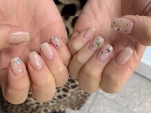 ア―ジュポシェフリル 天神西通り店(age poche Frill)/シンプルネイル