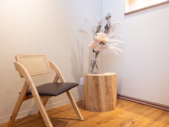 リット 万代店(lit.)の写真/【駅近★9:00～21:00まで営業】ネイル＆アイ同時施術可能♪お仕事帰りや買い物帰りにおすすめ！