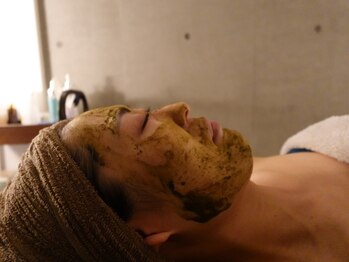 ウィム(whim)/ハーブの力でツヤツヤに