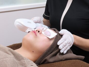 アピール(Appeal)の写真/光フェイシャルで、夏の“紫外線貯金”を精算！ターンオーバー×光ケアで、未来の肌も変わる。