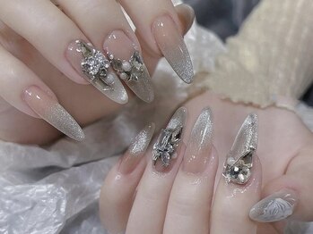 ラッキーネイル(Lucky Nail)の写真/経験豊富なスタッフによる高技術の施術で仕上がりに大満足!お得なつけ放題コースもご用意♪