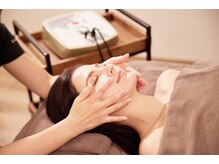 カドモリ 心斎橋(KADOMORI)/【小顔矯正/美容鍼/大阪美容鍼】