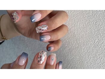 ミニュイ(nail minuit)/アート＋ホログラム