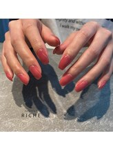 リッシュ(RICHE)/赤みシアーピンク