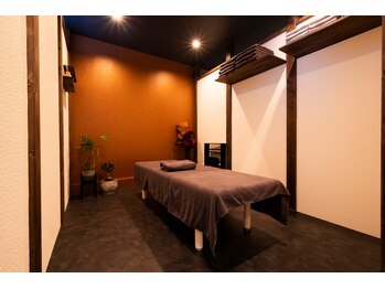 神指札幌(KAMIYUBI SAPPORO)/暖色系で落ち着いた個室♪