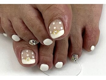 ディーネイル 四条烏丸(D-nail)/（岡田）ドット柄フットネイル