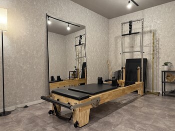 ルンルン 札幌(lun.lun)の写真/【ピラティス体験 60分 ￥0】ピラティスマシンで自身では難しい動作も可能！疲れ/ストレス/運動不足の方◎