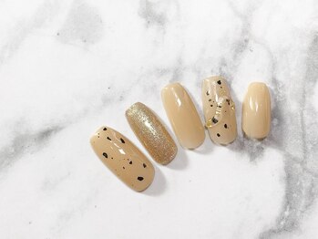 ネイルアンドアイラッシュサロン ミッタ(Mitta)/¥6600-