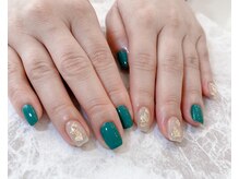 ネイルサロン ティフィン(tiffin)/～Green×金箔ネイル～