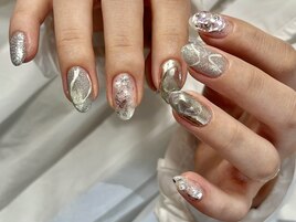 シルバーメタリック