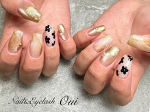 ウイ(Oui)/大理石ネイル