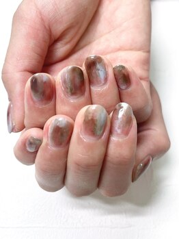 ブラウンニュアンス