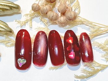 アイラッシュトウキョウドットライズ エキニア横浜店(TOKYO.RISE)/ハートホロネイル