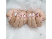 ブリー(Brille)/ニュアンスネイル