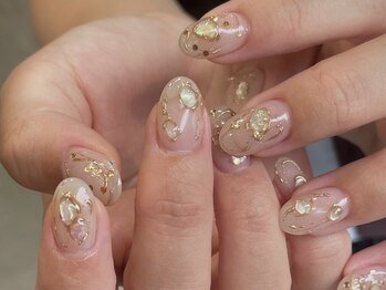 マスターネイルズ(MASTER NAILS)の写真/毎月更新の豊富な定額デザイン♪トレンドも上品も楽しめる、デザインに迷う方にもおすすめのサロンです♪