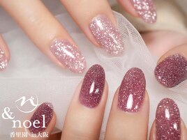 キラキラワンホンネイル