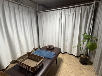 リファイン(Refine)/個室施術室