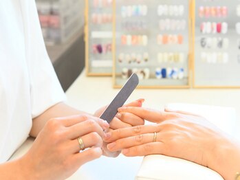 センスネイル アンド ケア(Sense nail & care)