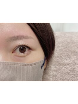 ナチュラル上品な目元にしたい