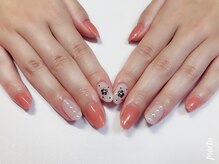 ビューティーネイル(Beauty Nail)/ホロでお花