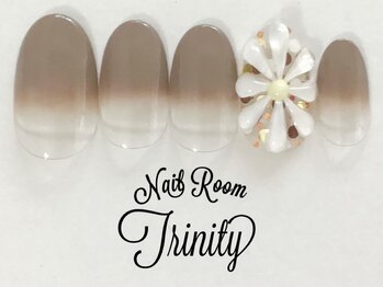 ネイルルーム トリニティ(Nail Room Trinity)/150種類以上選べるアート付