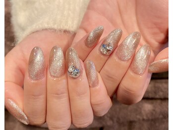 レミア 関内(REMIA)/１月　マグネットネイル