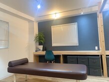 全力ストレッチ 西五反田店/カーテンで仕切られた個室です