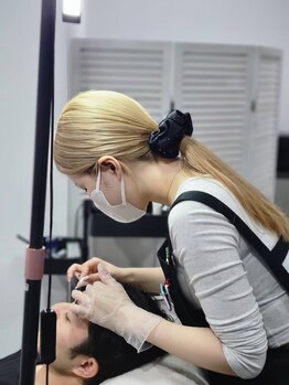 プラスアイビー 沖縄那覇店(+i.b)の写真/【顔の印象は眉で変わる！】お客様のお顔と骨格を見て、あなたに合ったデザインをご提案いたします！