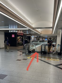 ブランノア 高槻店(bran NOR)/１改札出て目の前のエレベーター