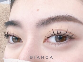 ビアンカ アイズアンドネイルズ 新宿西口店(Bianca eyes＆nails)の写真/当店人気No1!【まつげカール(上)¥4800/(上下)¥5800】【パリジェンヌラッシュリフト¥5500】も◎♪